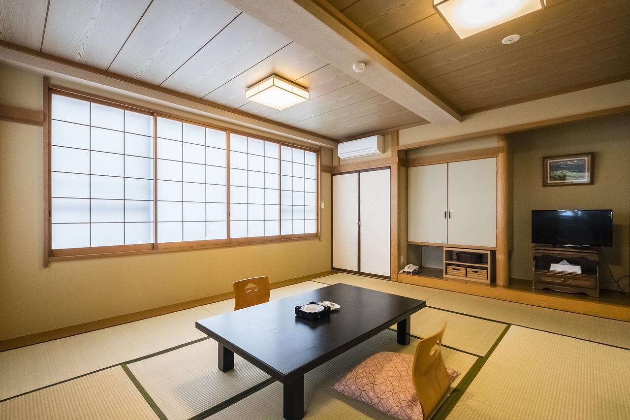 New Tomiyoshi Hotel Atami  Exterior foto